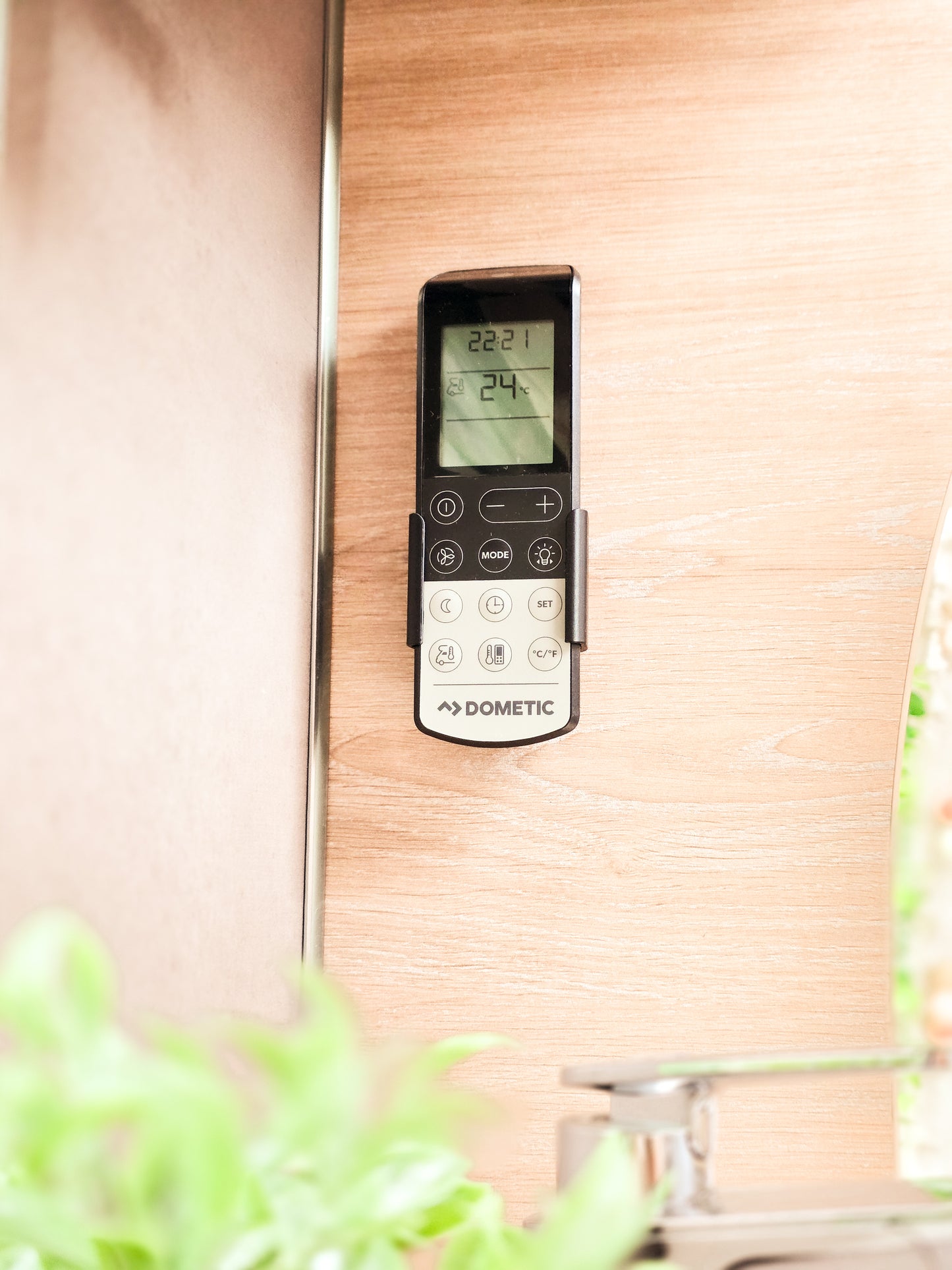 Halterung für Fernbedienung Klimaanlage Dometic Freshjet 2200
